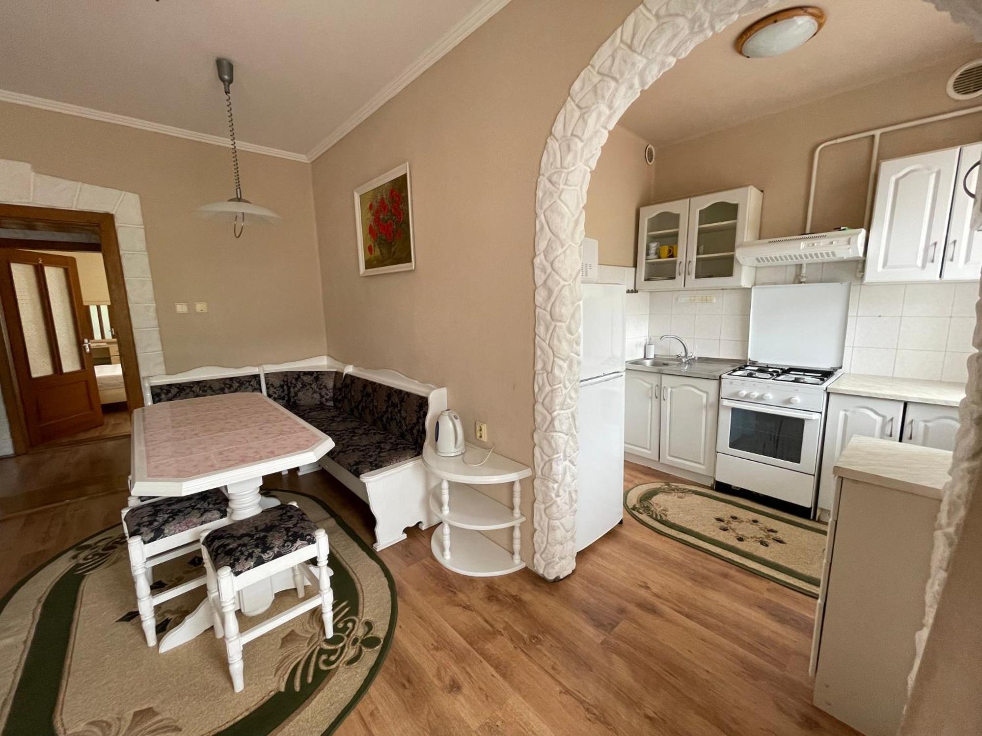 Hotel У Оксани à Solochyn Extérieur photo